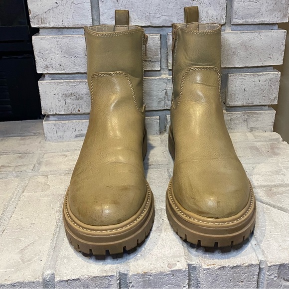 Womens Time & Tru Chelsea boot-Size 9 - Picture 2 of 4